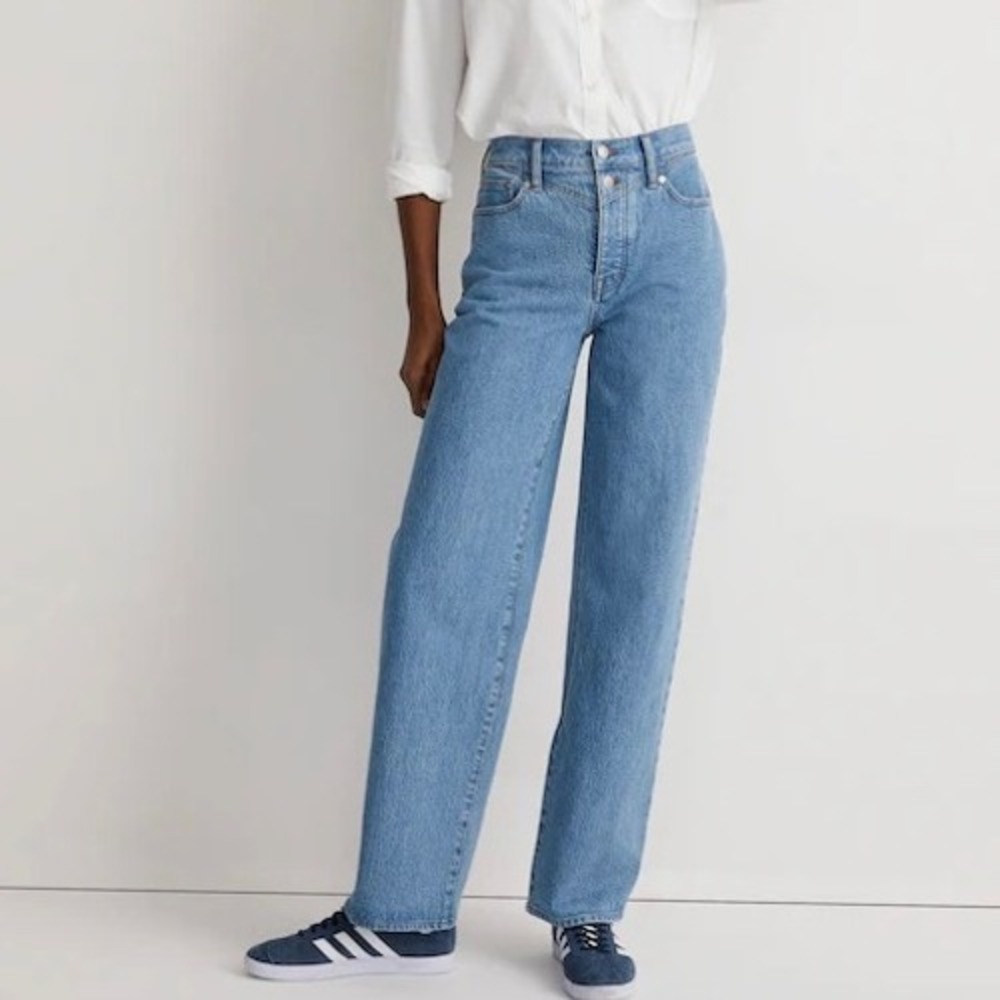 Madewell The Perfect Vintage Wide-Leg
Jean in Harding Wash Button-Fly Edition 31
